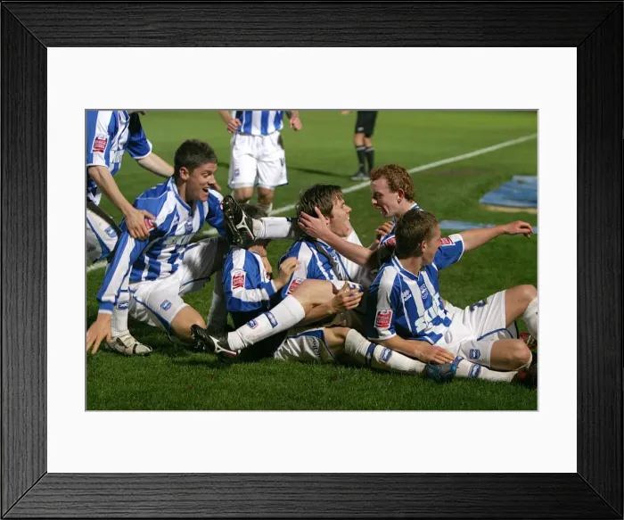 Framed Print : Brighton & Hove Albion: Dean Hammond's Euphoric First Goal for the Seagulls (vs. Cheltenham Town) Framed Print : Brighton & Hove Albion: Dean Hammond's Euphoric First Goal for the Seagulls (vs. Cheltenham Town)