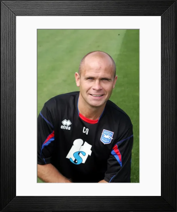 Framed Print : Charlie Oatway: A Football Legend of Brighton & Hove Albion Framed Print : Charlie Oatway: A Football Legend of Brighton & Hove Albion