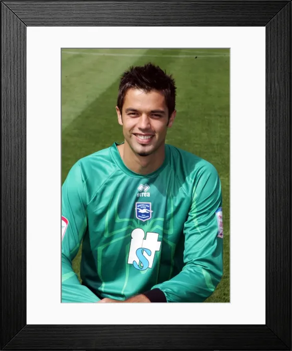Framed Print : Brighton & Hove Albion: Peter Brezovan, The Legendary Goalkeeper Framed Print : Brighton & Hove Albion: Peter Brezovan, The Legendary Goalkeeper