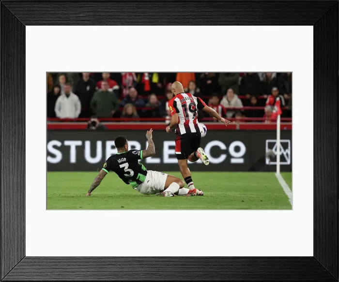 Framed Print : Brentford v Brighton and Hove Albion Premier League 03APR24 Framed Print : Brentford v Brighton and Hove Albion Premier League 03APR24