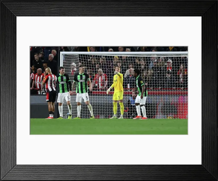 Framed Print : Brentford v Brighton and Hove Albion Premier League 03APR24 Framed Print : Brentford v Brighton and Hove Albion Premier League 03APR24
