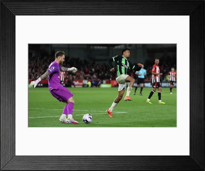 Framed Print : Brentford v Brighton and Hove Albion Premier League 03APR24 Framed Print : Brentford v Brighton and Hove Albion Premier League 03APR24