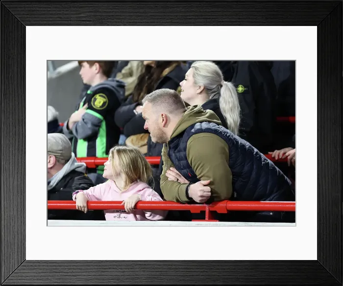 Framed Print : Brentford v Brighton and Hove Albion Premier League 03APR24 Framed Print : Brentford v Brighton and Hove Albion Premier League 03APR24