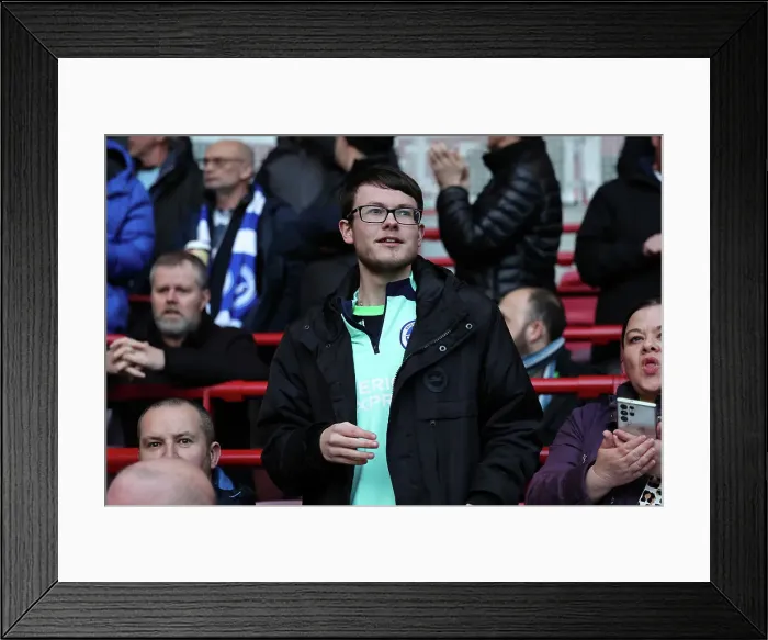 Framed Print : Brentford v Brighton and Hove Albion Premier League 03APR24 Framed Print : Brentford v Brighton and Hove Albion Premier League 03APR24