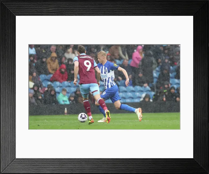 Framed Print : Burnley v Brighton and Hove Albion Premier League 13APR24 Framed Print : Burnley v Brighton and Hove Albion Premier League 13APR24
