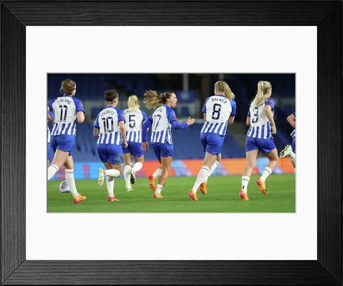 Framed Print : Brighton and Hove Albion Women v Everton Women Women's Super League 19APR24 Framed Print : Brighton and Hove Albion Women v Everton Women Women's Super League 19APR24
