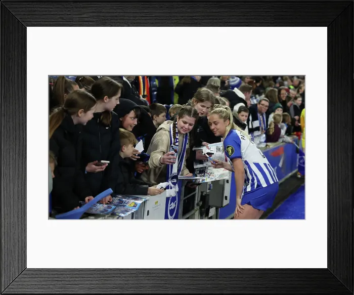 Framed Print : Brighton and Hove Albion Women v Everton Women Women's Super League 19APR24 Framed Print : Brighton and Hove Albion Women v Everton Women Women's Super League 19APR24