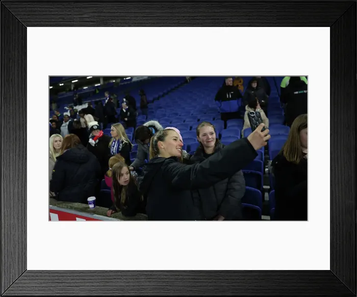 Framed Print : Brighton and Hove Albion Women v Everton Women Women's Super League 19APR24 Framed Print : Brighton and Hove Albion Women v Everton Women Women's Super League 19APR24