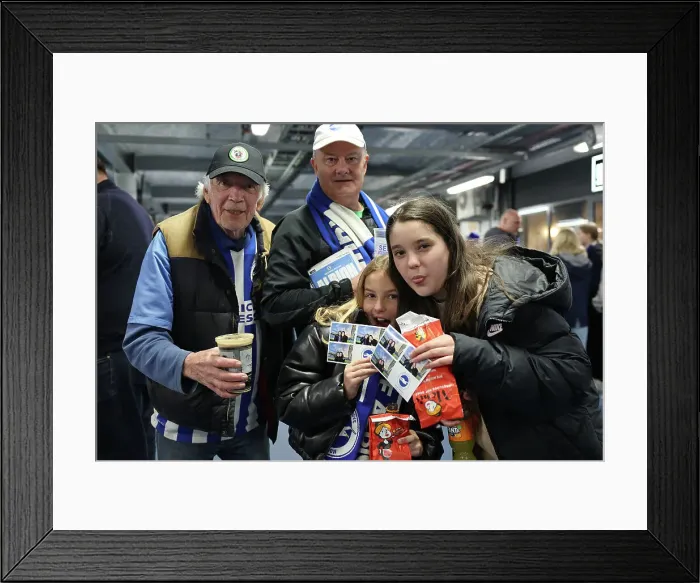 Framed Print : Brighton and Hove Albion Women v Everton Women Women's Super League 19APR24 Framed Print : Brighton and Hove Albion Women v Everton Women Women's Super League 19APR24