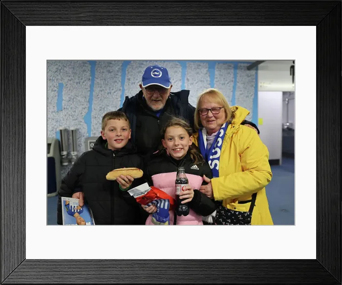 Framed Print : Brighton and Hove Albion Women v Everton Women Women's Super League 19APR24 Framed Print : Brighton and Hove Albion Women v Everton Women Women's Super League 19APR24