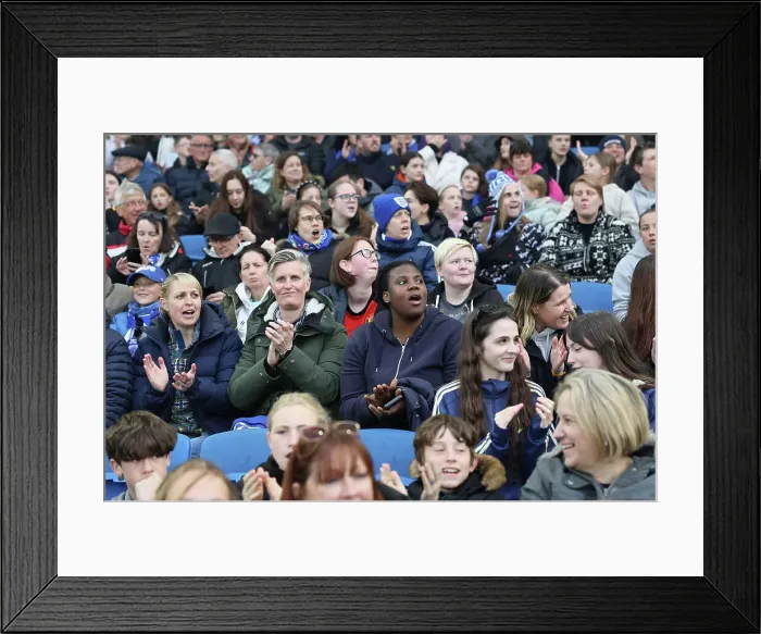 Framed Print : Brighton and Hove Albion Women v Everton Women Women's Super League 19APR24 Framed Print : Brighton and Hove Albion Women v Everton Women Women's Super League 19APR24