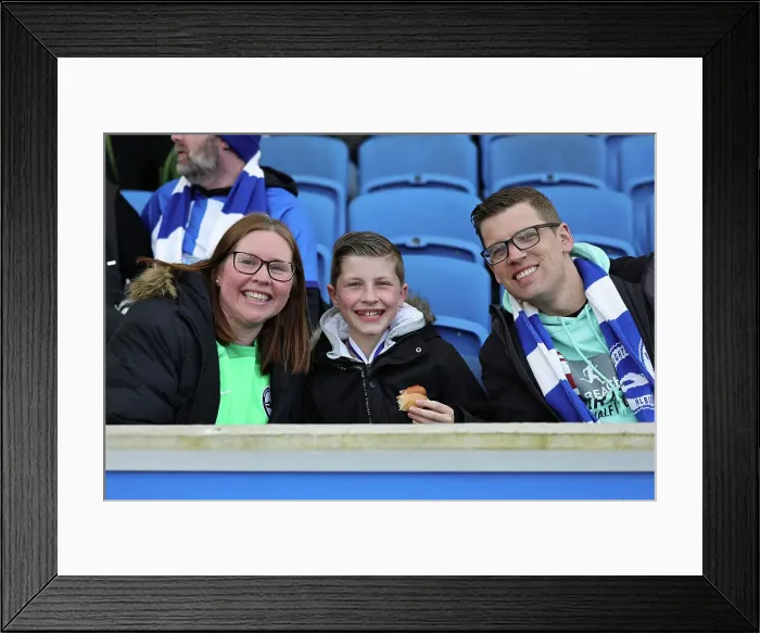 Framed Print : Brighton and Hove Albion Women v Everton Women Women's Super League 19APR24 Framed Print : Brighton and Hove Albion Women v Everton Women Women's Super League 19APR24