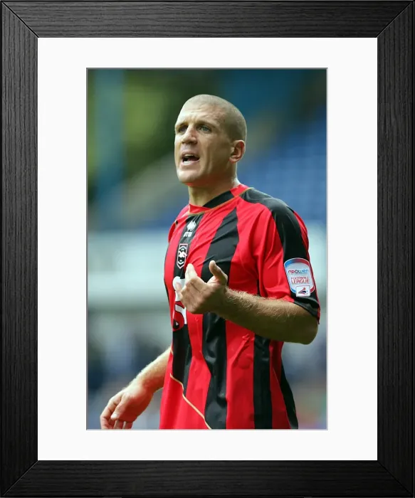 Framed Print : Focused Defender: Adam El-Abd in Action for Brighton & Hove Albion