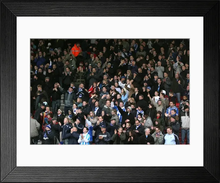 Framed Print : Bournemouth Crowd Shot Framed Print : Bournemouth Crowd Shot