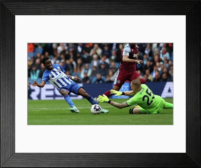 Framed Print : 11 Simon Adingra Framed Print : 11 Simon Adingra