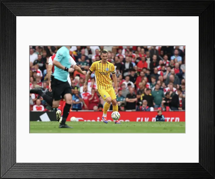 Framed Print : Arsenal v Brighton and Hove Albion Premier League 31AUG24 Framed Print : Arsenal v Brighton and Hove Albion Premier League 31AUG24