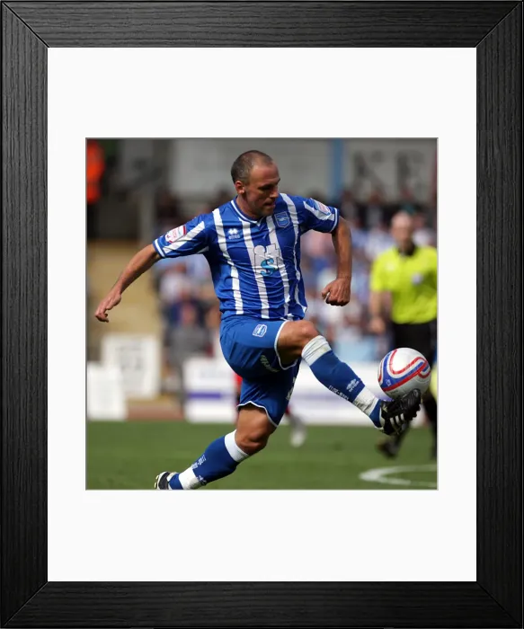 Framed Print : Brighton & Hove Albion: 2010-11 Season - Home Match Against Walsall Framed Print : Brighton & Hove Albion: 2010-11 Season - Home Match Against Walsall