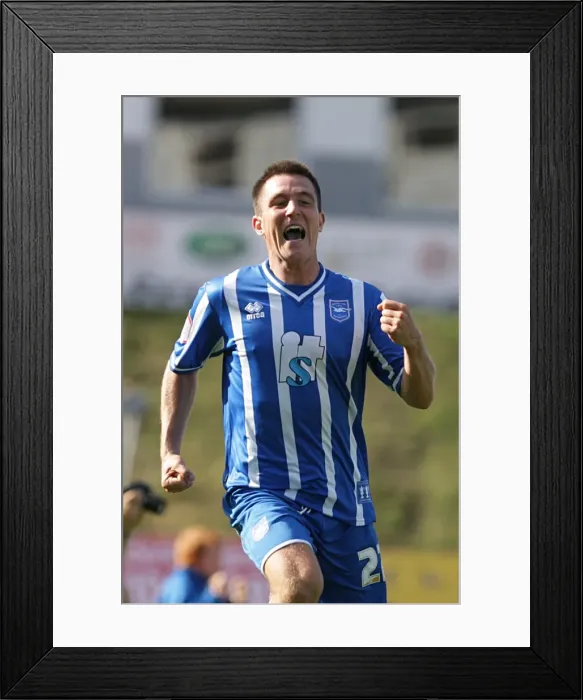 Framed Print : Brighton & Hove Albion: 2010-11 Season - Home Match vs. Walsall Framed Print : Brighton & Hove Albion: 2010-11 Season - Home Match vs. Walsall