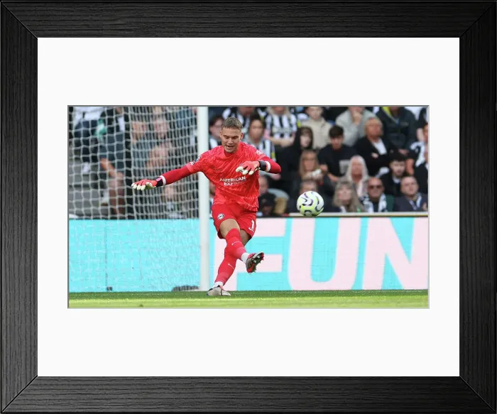 Framed Print : Newcastle United v Brighton and Hove Albion Premier League 19OCT24 Framed Print : Newcastle United v Brighton and Hove Albion Premier League 19OCT24