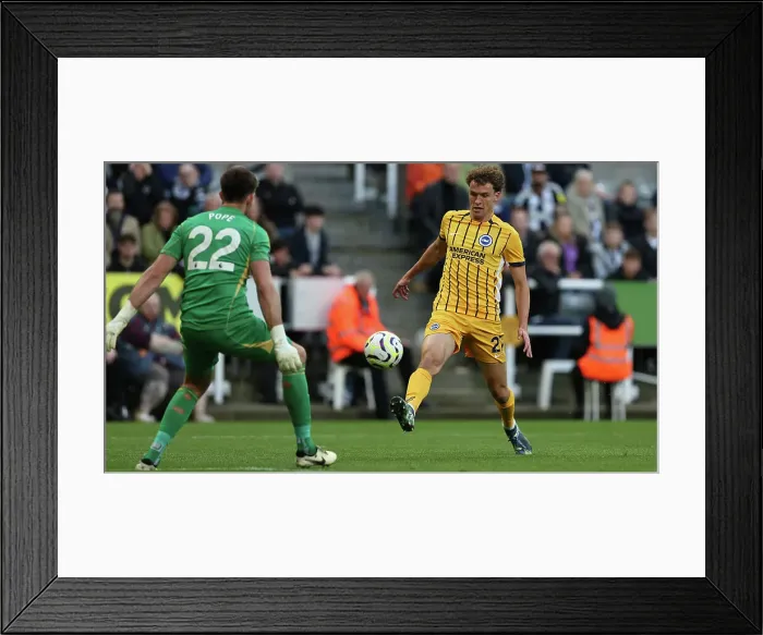 Framed Print : Newcastle United v Brighton and Hove Albion Premier League 19OCT24 Framed Print : Newcastle United v Brighton and Hove Albion Premier League 19OCT24