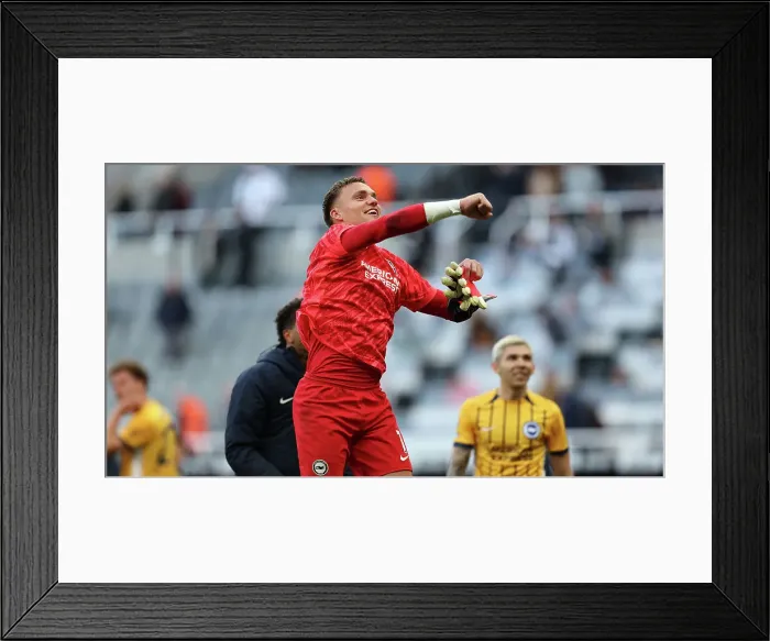 Framed Print : Newcastle United v Brighton and Hove Albion Premier League 19OCT24 Framed Print : Newcastle United v Brighton and Hove Albion Premier League 19OCT24