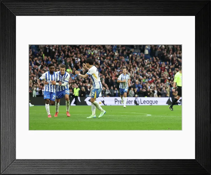 Framed Print : Brighton and Hove Albion v Wolverhampton Wanderers Premier League 26OCT24 Framed Print : Brighton and Hove Albion v Wolverhampton Wanderers Premier League 26OCT24