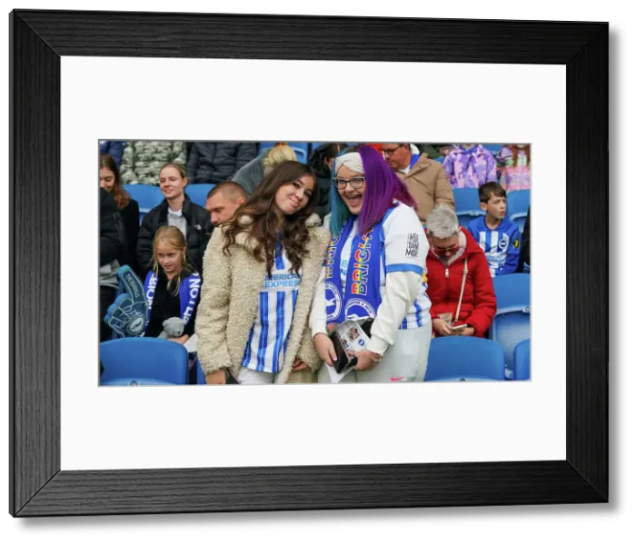 Framed Print : Brighton and Hove Albion Women v West Ham United Women Women's Super League 16NOV24 Framed Print : Brighton and Hove Albion Women v West Ham United Women Women's Super League 16NOV24