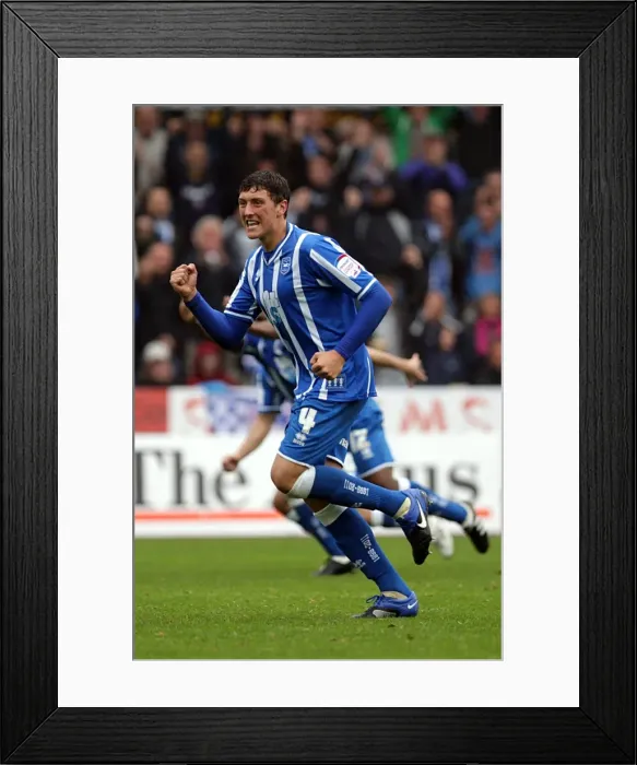 Framed Print : Brighton and Hove Albion's Unyielding Defender: Tommy Elphick Framed Print : Brighton and Hove Albion's Unyielding Defender: Tommy Elphick