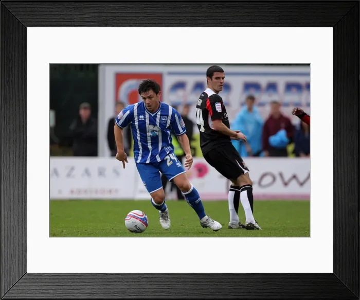 Framed Print : Brighton & Hove Albion vs MK Dons: 2010-11 Home Season Framed Print : Brighton & Hove Albion vs MK Dons: 2010-11 Home Season