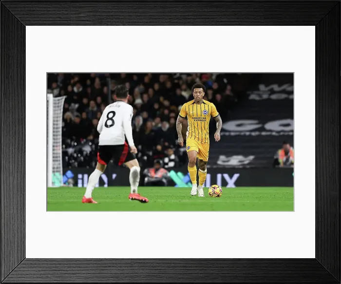 Framed Print : FUlham v Brighton and Hove Albion Premier League 05DEC24 Framed Print : FUlham v Brighton and Hove Albion Premier League 05DEC24