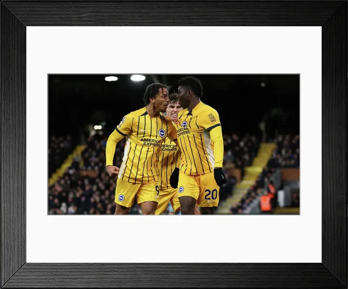 Framed Print : FUlham v Brighton and Hove Albion Premier League 05DEC24 Framed Print : FUlham v Brighton and Hove Albion Premier League 05DEC24