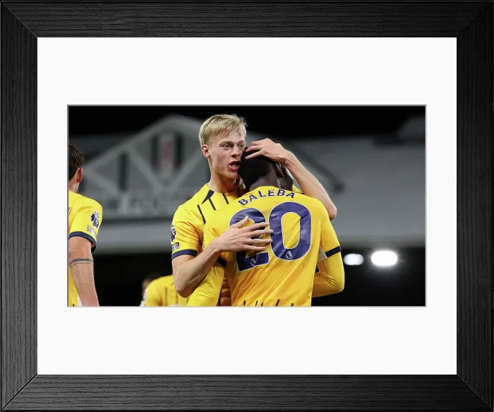 Framed Print : FUlham v Brighton and Hove Albion Premier League 05DEC24 Framed Print : FUlham v Brighton and Hove Albion Premier League 05DEC24