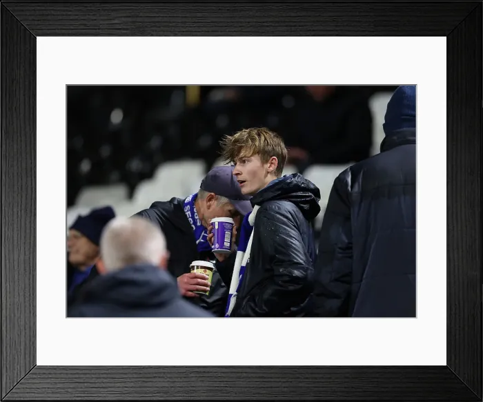 Framed Print : FUlham v Brighton and Hove Albion Premier League 05DEC24 Framed Print : FUlham v Brighton and Hove Albion Premier League 05DEC24