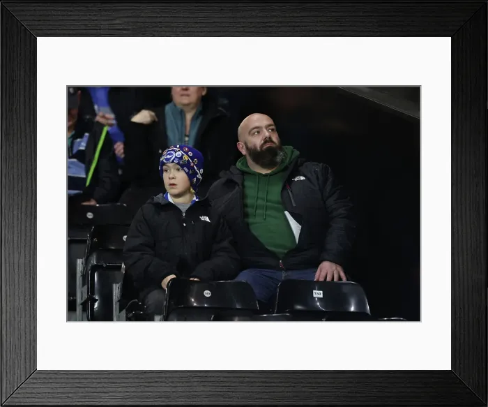 Framed Print : FUlham v Brighton and Hove Albion Premier League 05DEC24 Framed Print : FUlham v Brighton and Hove Albion Premier League 05DEC24
