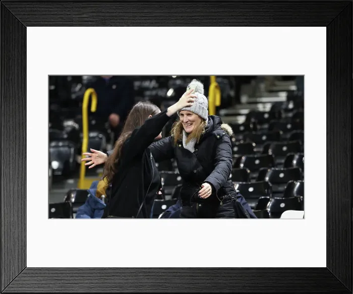Framed Print : FUlham v Brighton and Hove Albion Premier League 05DEC24 Framed Print : FUlham v Brighton and Hove Albion Premier League 05DEC24