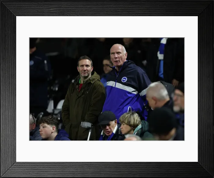 Framed Print : FUlham v Brighton and Hove Albion Premier League 05DEC24 Framed Print : FUlham v Brighton and Hove Albion Premier League 05DEC24