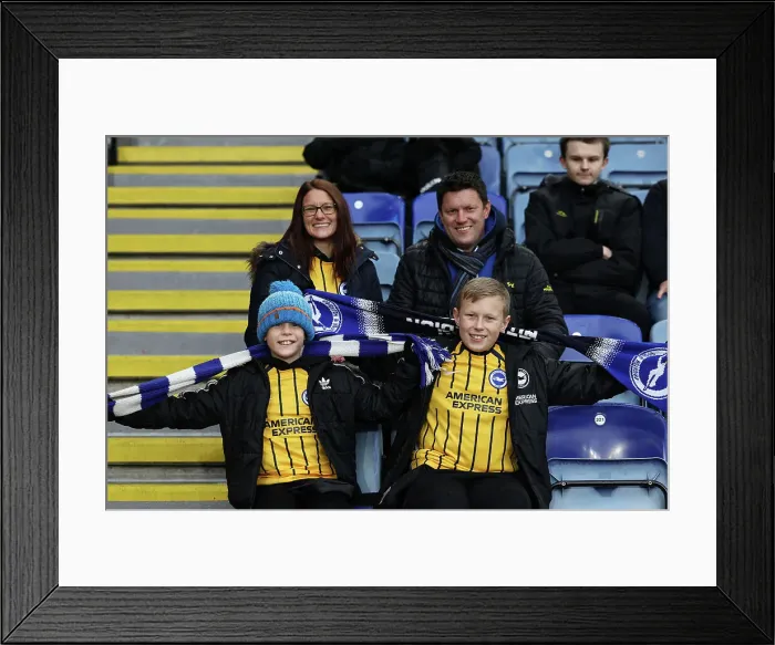 Framed Print : Leicester City v Brighton and Hove Albion Premier League 08DEC24 Framed Print : Leicester City v Brighton and Hove Albion Premier League 08DEC24
