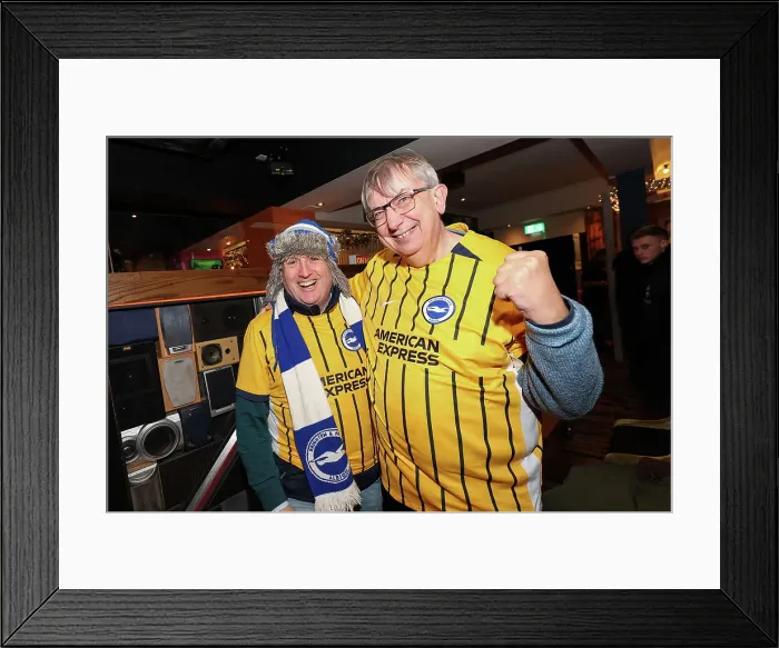 Framed Print : Leicester City v Brighton and Hove Albion Premier League 08DEC24 Framed Print : Leicester City v Brighton and Hove Albion Premier League 08DEC24