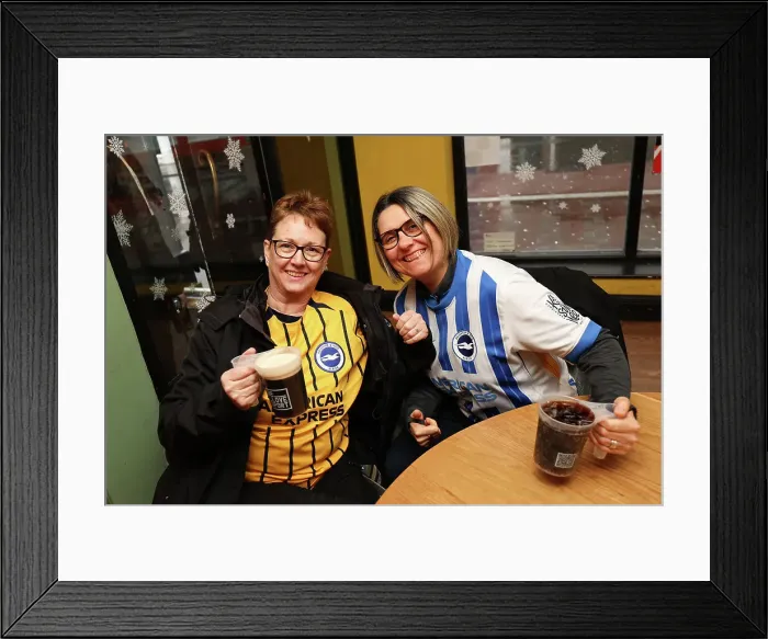Framed Print : Leicester City v Brighton and Hove Albion Premier League 08DEC24 Framed Print : Leicester City v Brighton and Hove Albion Premier League 08DEC24