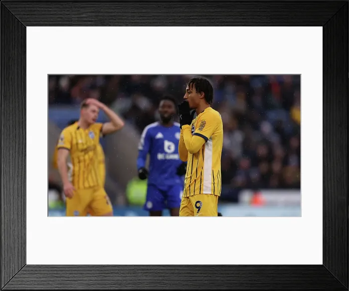 Framed Print : Leicester City v Brighton and Hove Albion Premier League 08DEC24 Framed Print : Leicester City v Brighton and Hove Albion Premier League 08DEC24