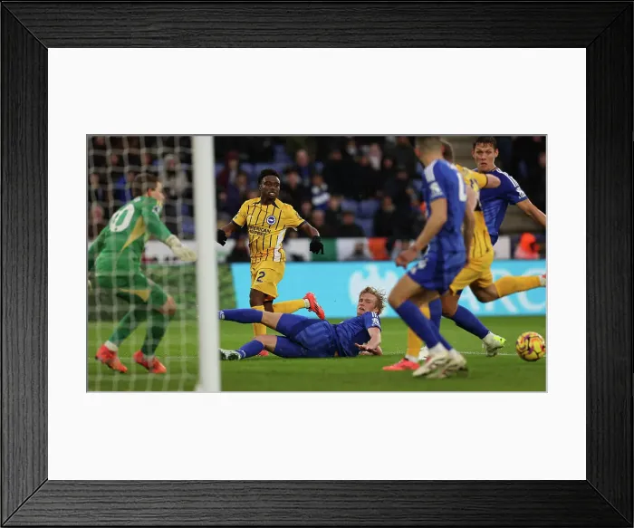 Framed Print : Leicester City v Brighton and Hove Albion Premier League 08DEC24 Framed Print : Leicester City v Brighton and Hove Albion Premier League 08DEC24