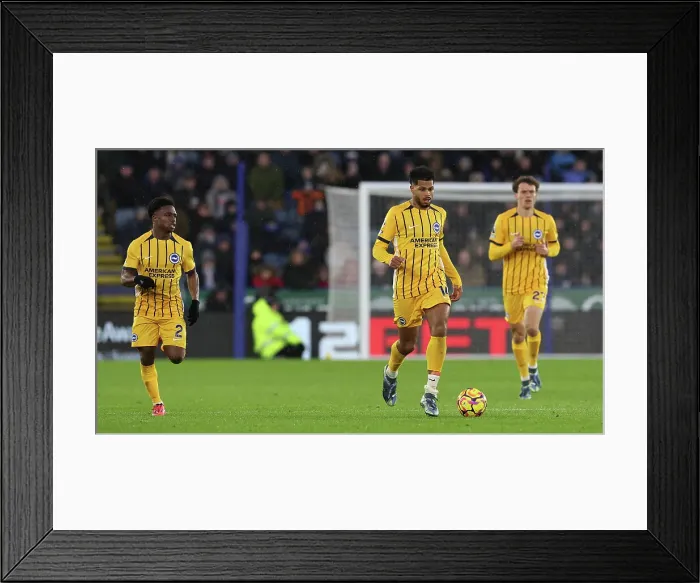 Framed Print : Leicester City v Brighton and Hove Albion Premier League 08DEC24 Framed Print : Leicester City v Brighton and Hove Albion Premier League 08DEC24
