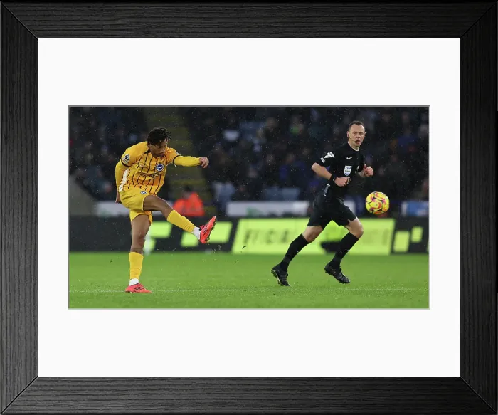 Framed Print : Leicester City v Brighton and Hove Albion Premier League 08DEC24 Framed Print : Leicester City v Brighton and Hove Albion Premier League 08DEC24