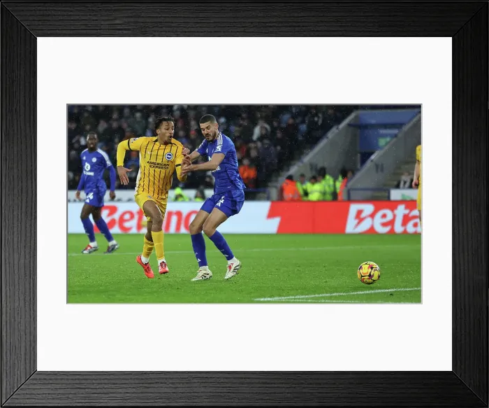 Framed Print : Leicester City v Brighton and Hove Albion Premier League 08DEC24 Framed Print : Leicester City v Brighton and Hove Albion Premier League 08DEC24