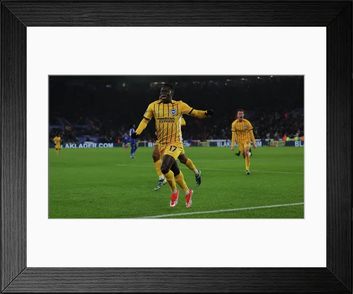 Framed Print : Leicester City v Brighton and Hove Albion Premier League 08DEC24 Framed Print : Leicester City v Brighton and Hove Albion Premier League 08DEC24