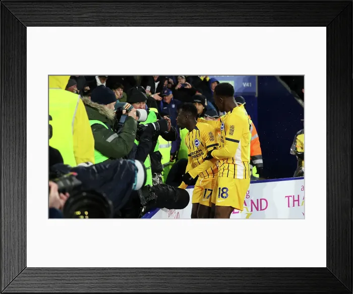 Framed Print : Leicester City v Brighton and Hove Albion Premier League 08DEC24 Framed Print : Leicester City v Brighton and Hove Albion Premier League 08DEC24