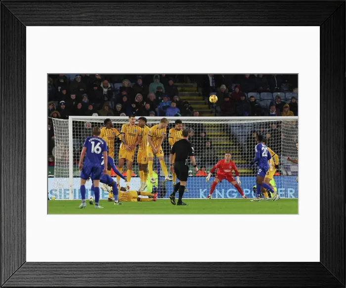 Framed Print : Leicester City v Brighton and Hove Albion Premier League 08DEC24 Framed Print : Leicester City v Brighton and Hove Albion Premier League 08DEC24