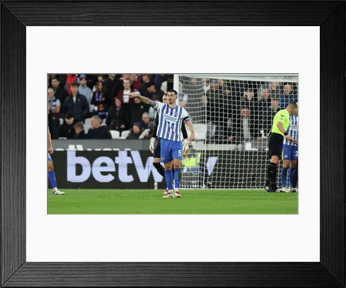 Framed Print : West Ham United v Brighton and Hove Albion Premier League 21DEC24 Framed Print : West Ham United v Brighton and Hove Albion Premier League 21DEC24