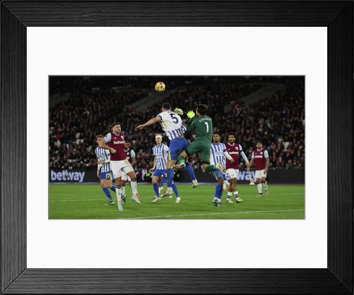 Framed Print : West Ham United v Brighton and Hove Albion Premier League 21DEC24 Framed Print : West Ham United v Brighton and Hove Albion Premier League 21DEC24