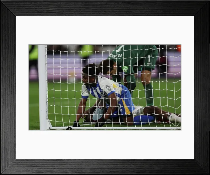 Framed Print : West Ham United v Brighton and Hove Albion Premier League 21DEC24 Framed Print : West Ham United v Brighton and Hove Albion Premier League 21DEC24